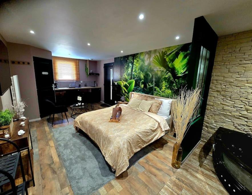Appartement Chambre Cosy - Jacuzzi - Little Room Vendome Exterior photo